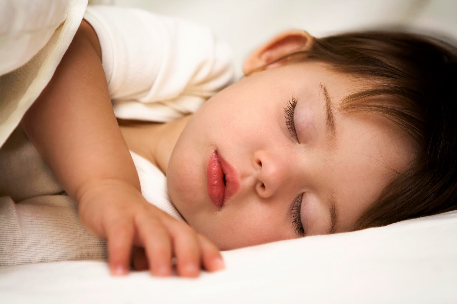 el dormir mejora la conducta de los niños